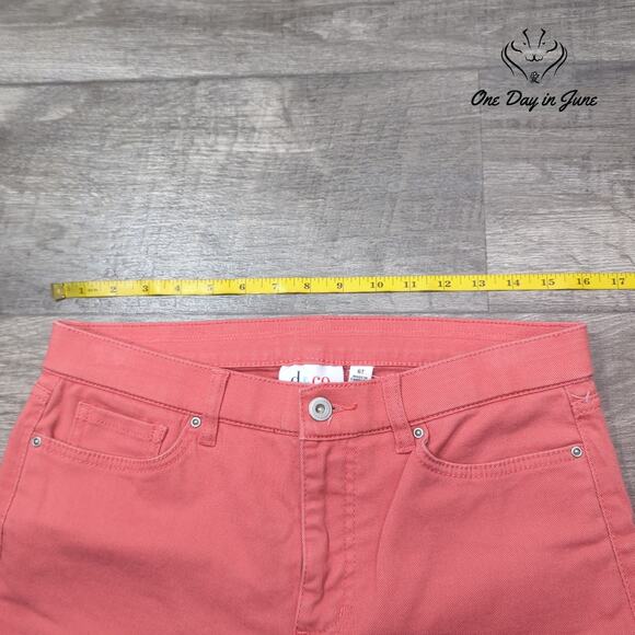 Denim & Co. Straight Leg Jeans Size 6T - Picture 3 of 6